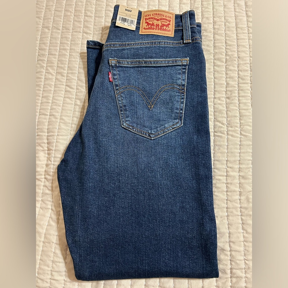 NWT Wedgie Straight Jeans 30 x 28